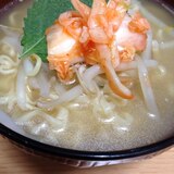 即席ラーメンを使って☆キムチラーメン(*^^*)